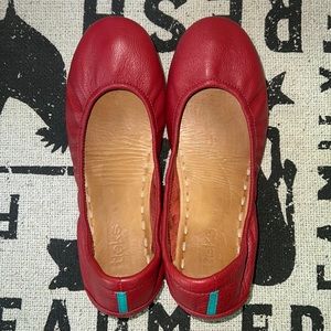 Tieks Cardinal Red flats with limited edition spider bow.